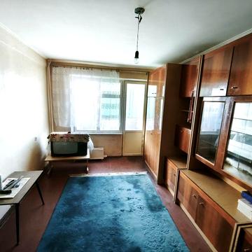 Продаю 1 к. квартиру. Космонавтів.