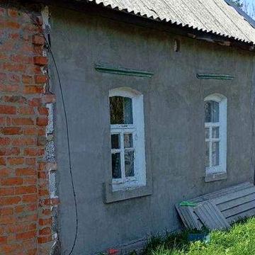 Продам невеличкий, але компактний будинок в районі вокзалу в Дергачах