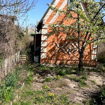 Продам дачу недалеко від річки