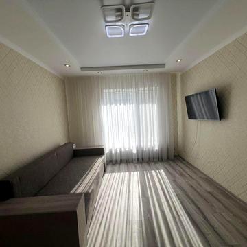 Оренда хорошоі квартири в новобудові.