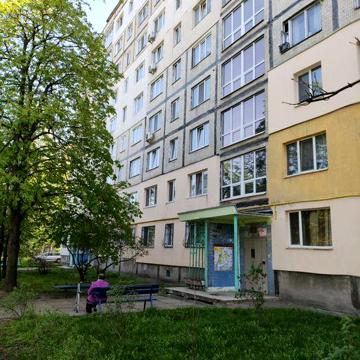 Продам 2 к квартиру Соловяненка Малишка Дніпровський  метро Дарниця