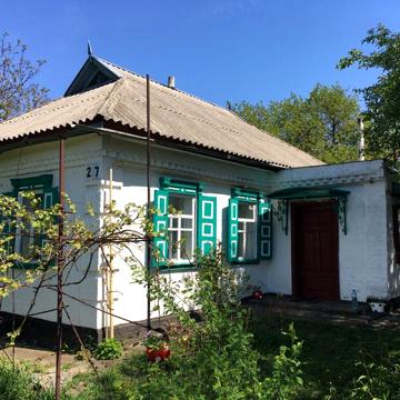 Продам будинок в селищі Козельщина Полтавськоі області