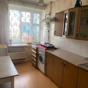 Видова 3-кімн. кв-ра, 4/9/ц, тихий центр, Смілянська, 2 (п3)