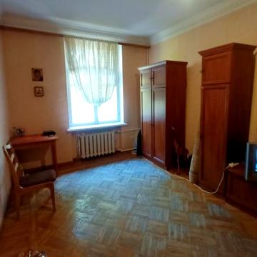 Сегедська вул., 16
