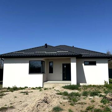 Продаж 3к Дім Родинний провулок