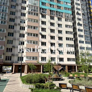 Академіка Заболотного вул., 15-г
