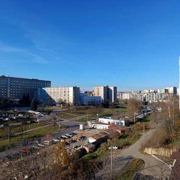 Івана Миколайчука вул., 4