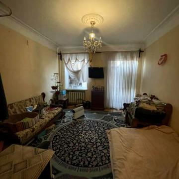 Пастера вул., 21
