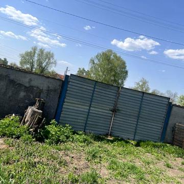 Продам будинок і ділянку під забудову