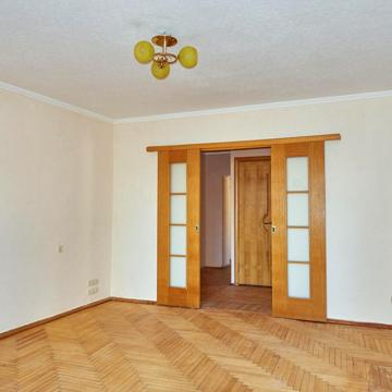 Антоновича вул. (Горького), 104