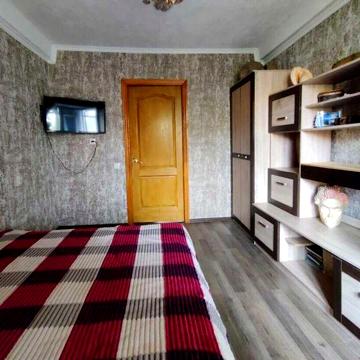 ПРОДАМ 2 кімн. квартира вкул. Юності, 9