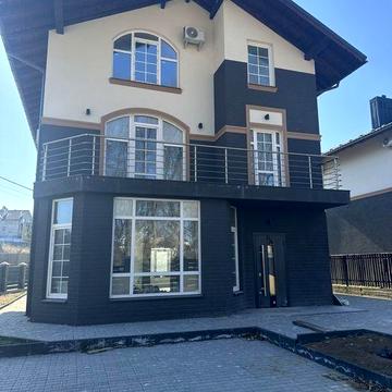 Продається  будинок біля Кварцу