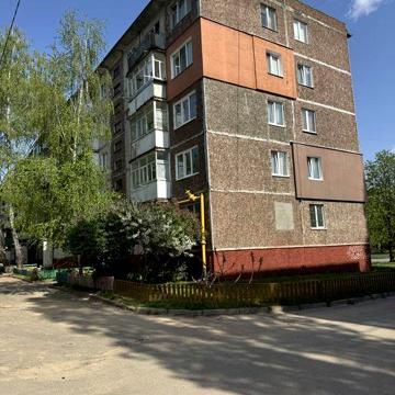 Трехкомнатная на долгий срок