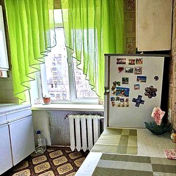 Сдаю 3 х комнатную квартиру на Космонавтов / Николаевская