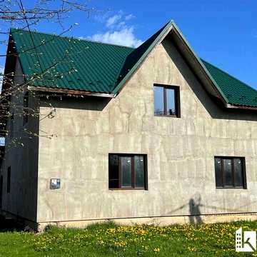 У продажі Просторий Будинок у Драгомирчанах