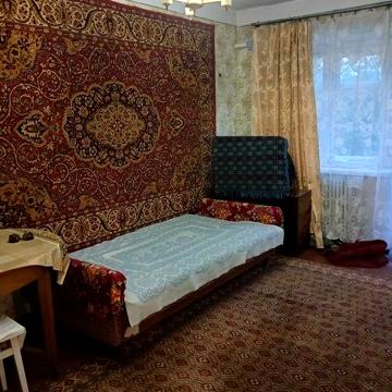 Продам 3-х кімнатну квартиру  в місті  Гадяч (Хрущовка)