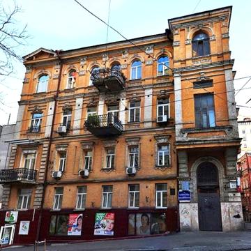 Софіївська вул., 17/15