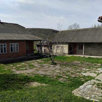 Продається будинок в селі Улашківці.