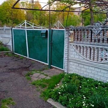 Продам дом в городе Новоукраинка Кировоградская область 12500$