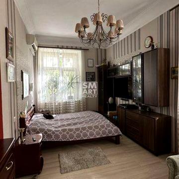 Продам 3-к квартиру 65.7м2. ул. Краковская, 5. 100000 $
