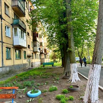 3-х 17 квартал, 3/5, 3 буд  від дороги, тепла, під ремонт