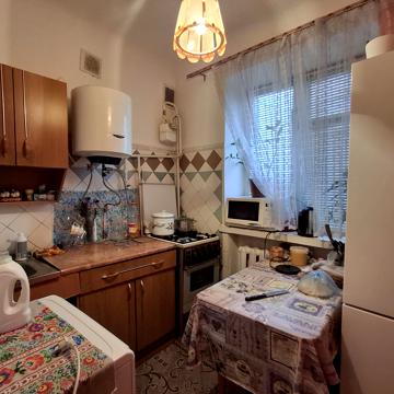 Героїв Маріуполя пров. (Гагаріна), 11