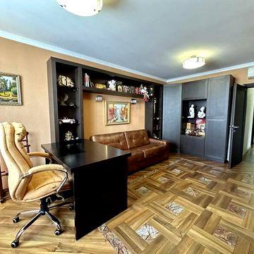 150 кв м, Лівобережна, Окіпної Р