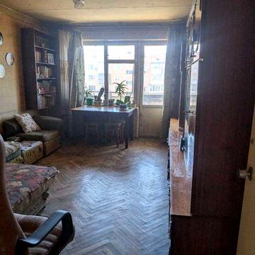 Просп. Науки 22. 2к. 54.5м2. М."Деміївська". Голосіївський