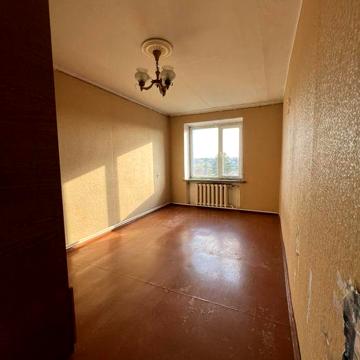 Продам 3-кімнатну квартиру з Автомоним опаленням.