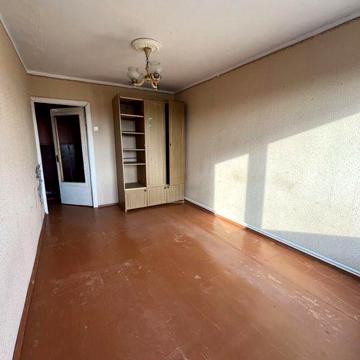 Продам 3-кімнатну квартиру з Автомоним опаленням.
