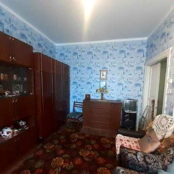 Продам 2-х комнатную квартиру с индивидуальным отоплением в пгт. Эсхар