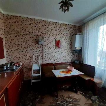 Продам 2-х комнатную квартиру с индивидуальным отоплением в пгт. Эсхар
