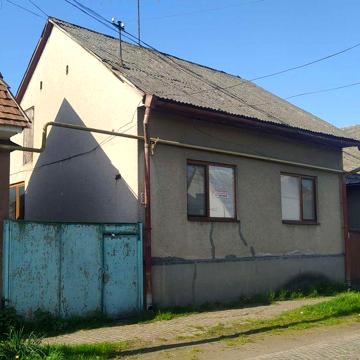 Будинок Тячів центр міста