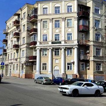 Продам 2х комнатную квартиру сталинку ул. Чкалова, Короленко, Центр