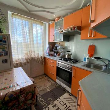 Олени Кульчицької вул., 3