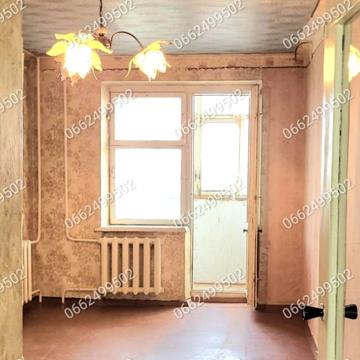 Підмонастирська вул., 2а