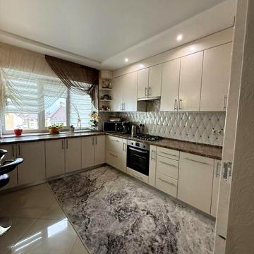 Продаж 2к Квартира Чубинського вулиця