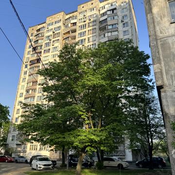 Кіото вул., 13