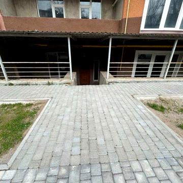83 кв.м. на Зоопарковой. Парк Победы. Состояние от строителей