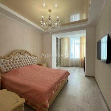 Сдам 3 ком квартиру Стикон Французский Бульвар 22 120м2