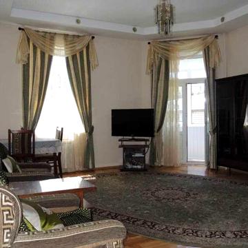 3к. Липки, ул. Круглоуниверситетская. 110м, конд-ры, бомбоубежище!