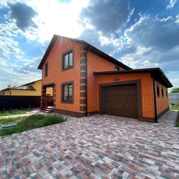 Продаж будинку з ремонтом, гаражем та терасою.  р-н ЖК Сімейний