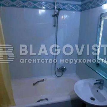 Оболонь, Прирічна, 33, площа 88м2