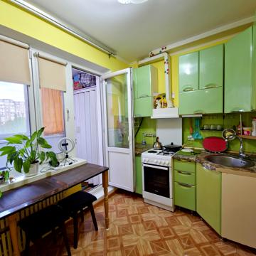 Панаса Мирного вул., 30