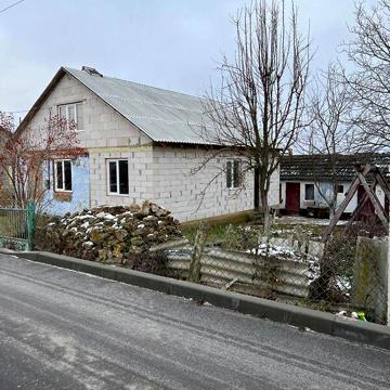 Продаж 2к Дім Нова вулиця