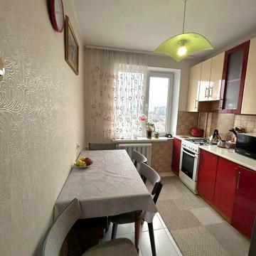 Продаж 3к Квартира Богдана Ступки вулиця
