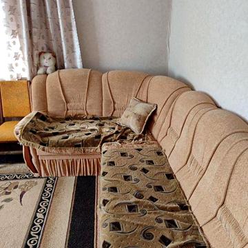 Продам 3-х кімнатну квартиру з меблями та усіма зручностями з апалення