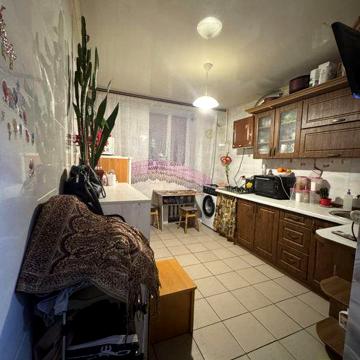 Продаж 2-х кімнатної квартири в Новогуйвенську