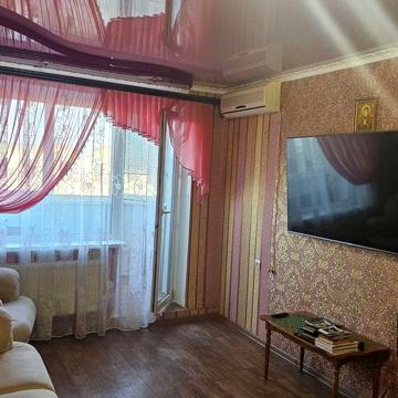 Продам 2к квартиру Жадова з ремонтом  та меблями
