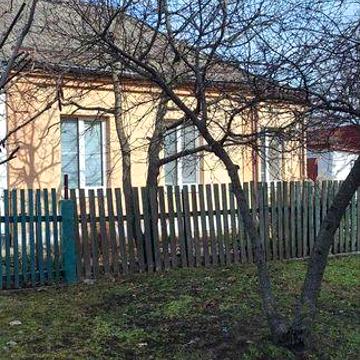 Продаж 1/2  будинку